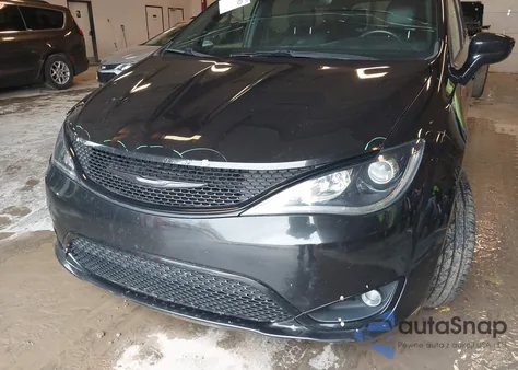 2018 Chrysler Pacifica Touring L z USA, uszkodzony, nr VIN 2C4RC1BG8JR260538